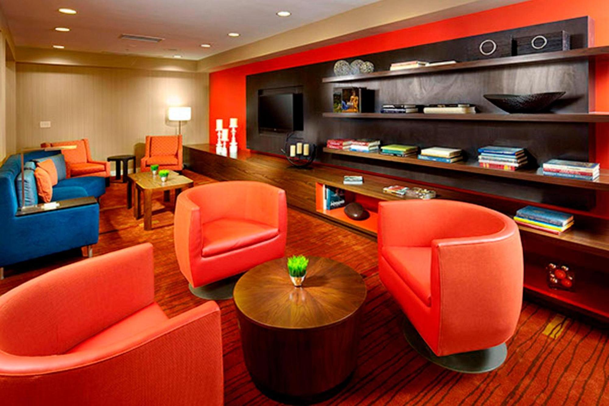 Courtyard By Marriott Akron Stow Bagian luar foto