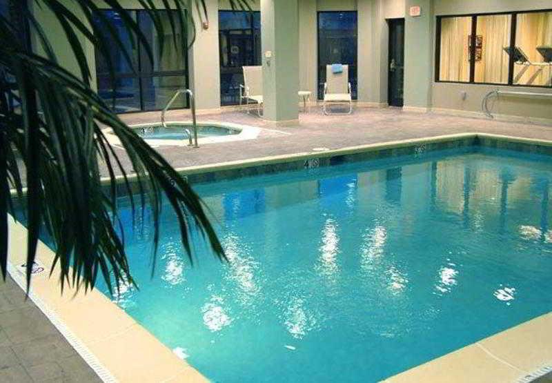 Courtyard By Marriott Akron Stow Bagian luar foto